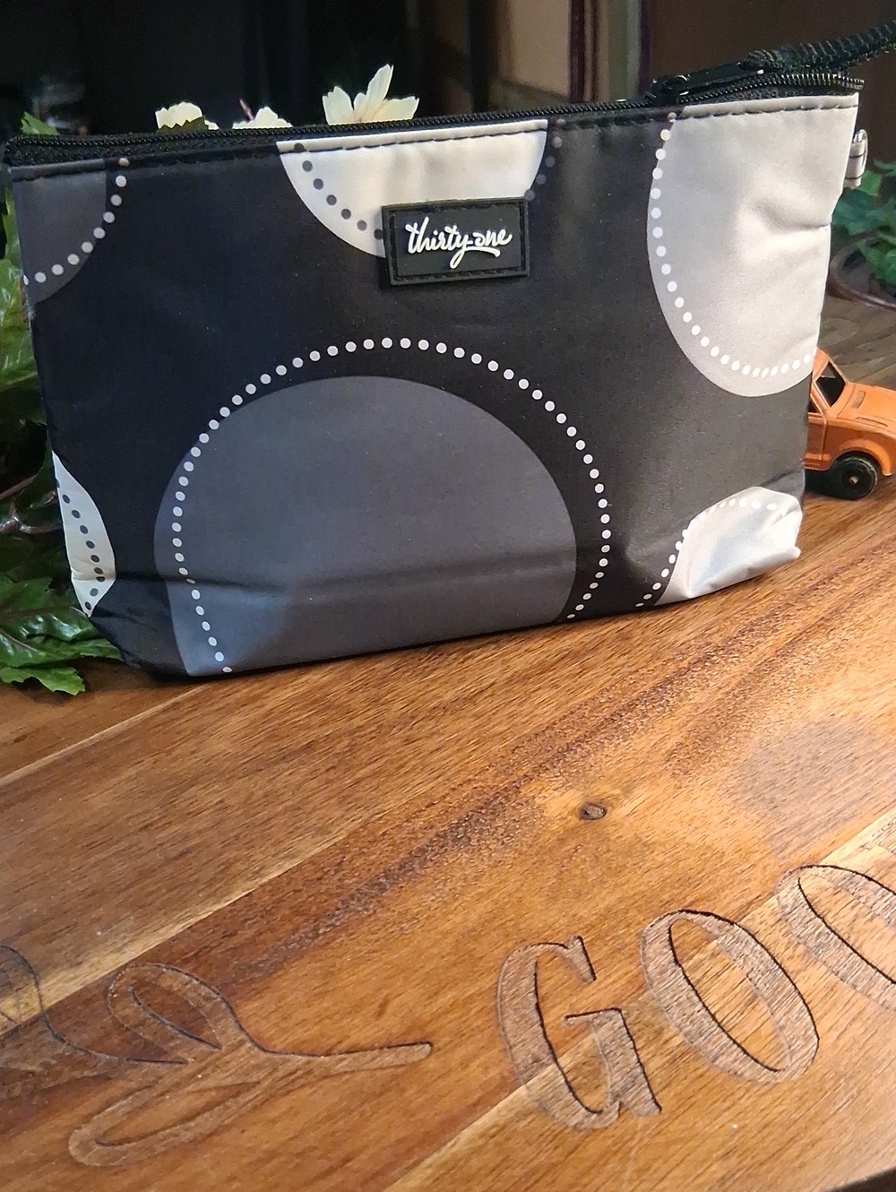 thirty-one Gray and Black Dot Circle Cosmetic Pouch